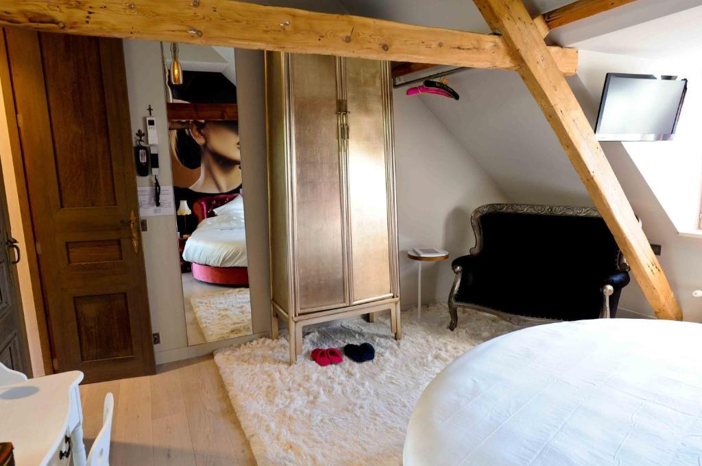 Symphonia Bed & Breakfast 5*